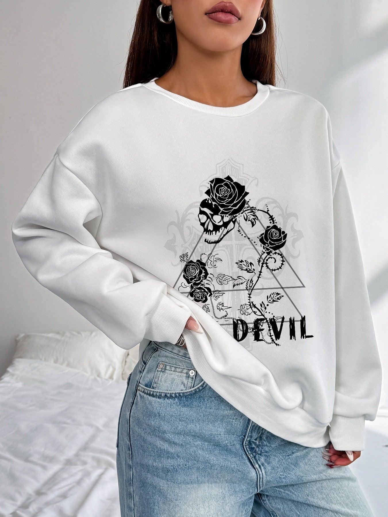 Women Skull and Floral The Devil Printed Oversized Sweatshirts Casual Pullovers