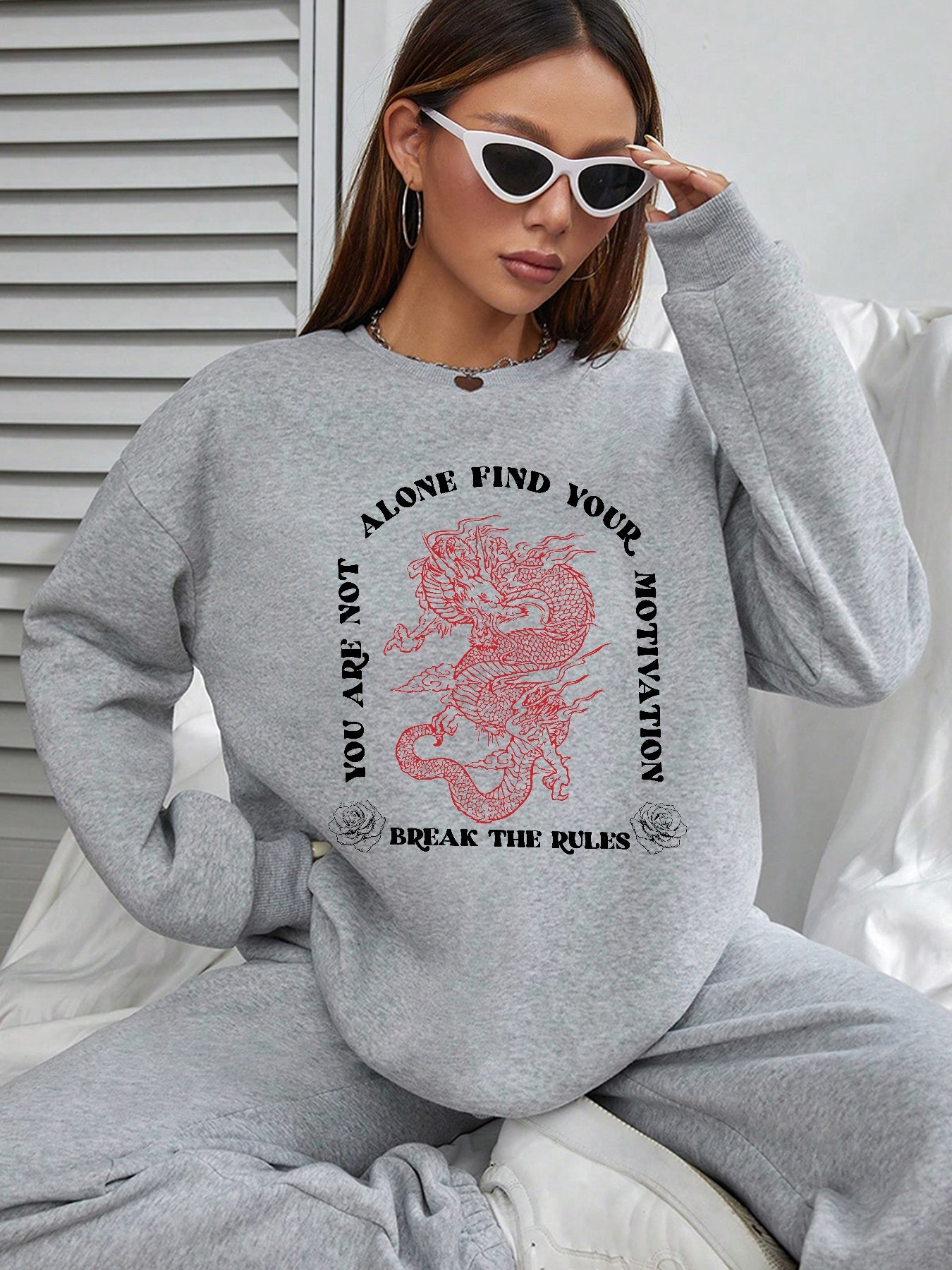 Women Chinese Style Dragon Printed Element Versatile Sweatshirt