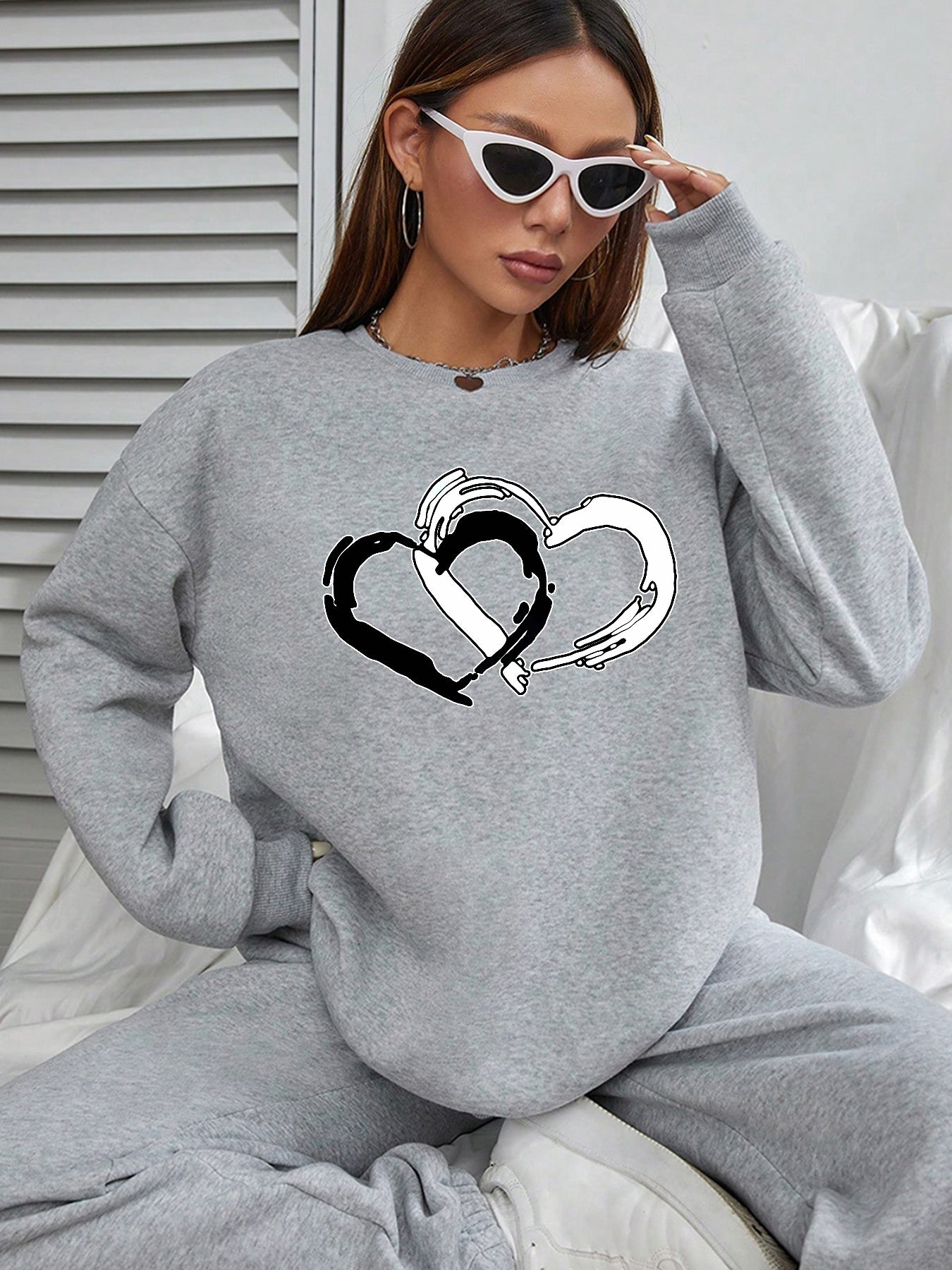 Women Heart Printed Long Sleeve Casual Pullover