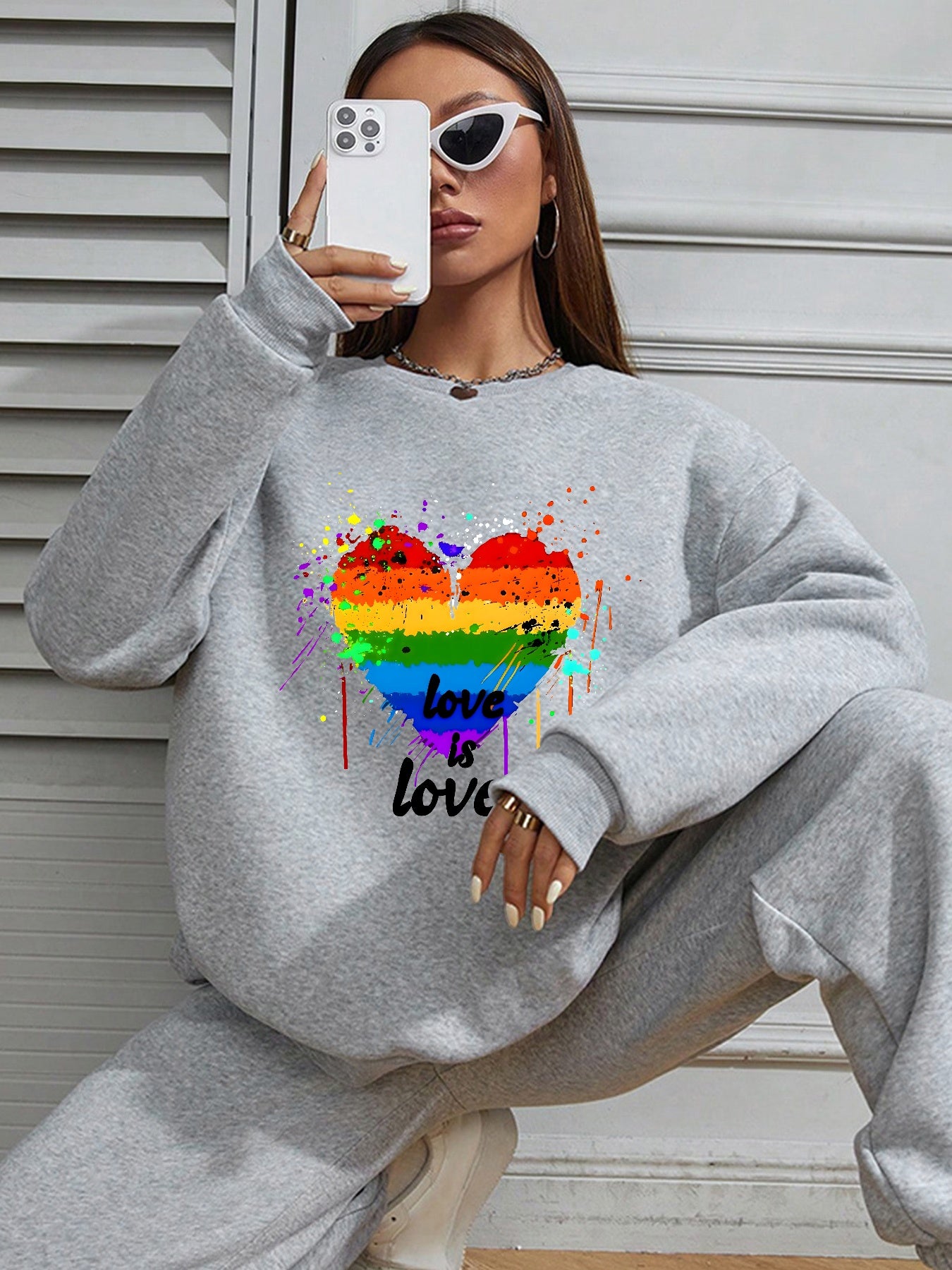 Women Rainbow Heart Print Long Sleeve Sweatshirt