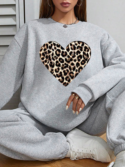 Women Leopard Heart Printed Pullover Crew Neck Sweatshirt