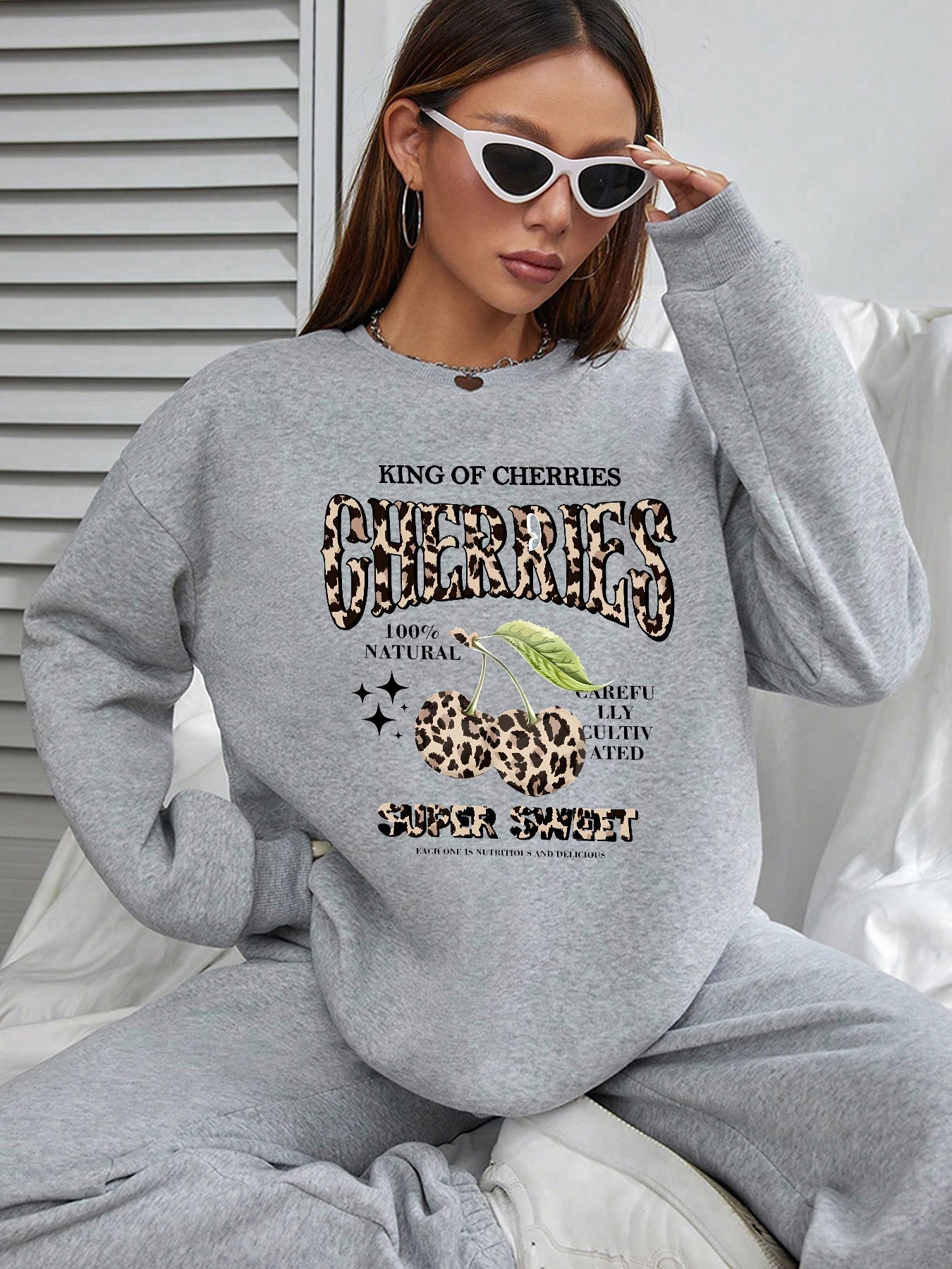 Women Cherries Printed Casual Crew Neck Long Sleeve Pullover